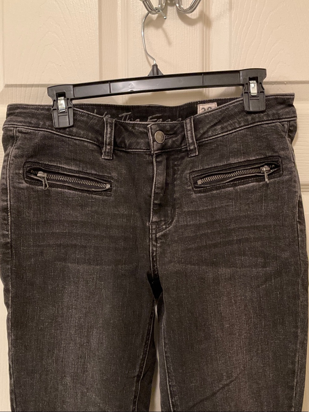 We The Free Jet Low Women's Black Skinny Jeans with Zip Front Pockets